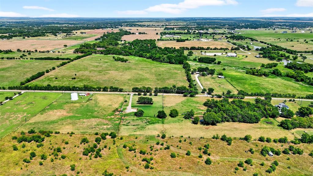 DUGGAN THOMAS - Land