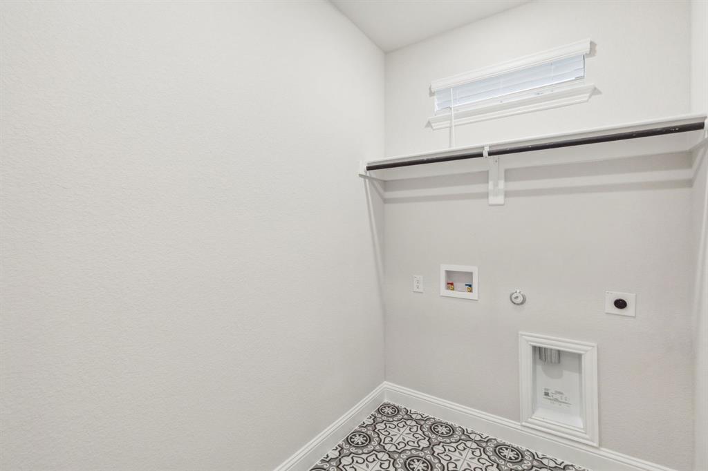 Oaks of North Grove - Residential