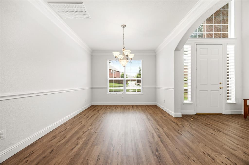 9024 Fox Hollow Trail