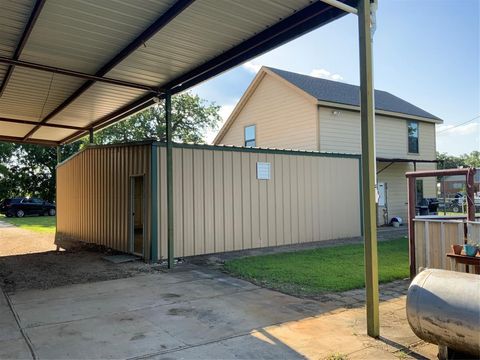 A home in Jacksboro