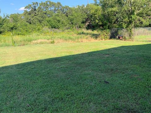 A home in Jacksboro