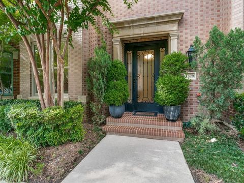Photo of 1579 Main Street, Southlake, TX 76092 (MLS # 21332005)