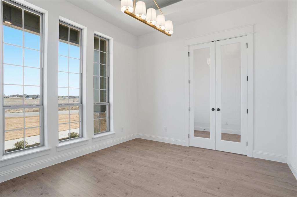 6921 Eagle Creek Drive