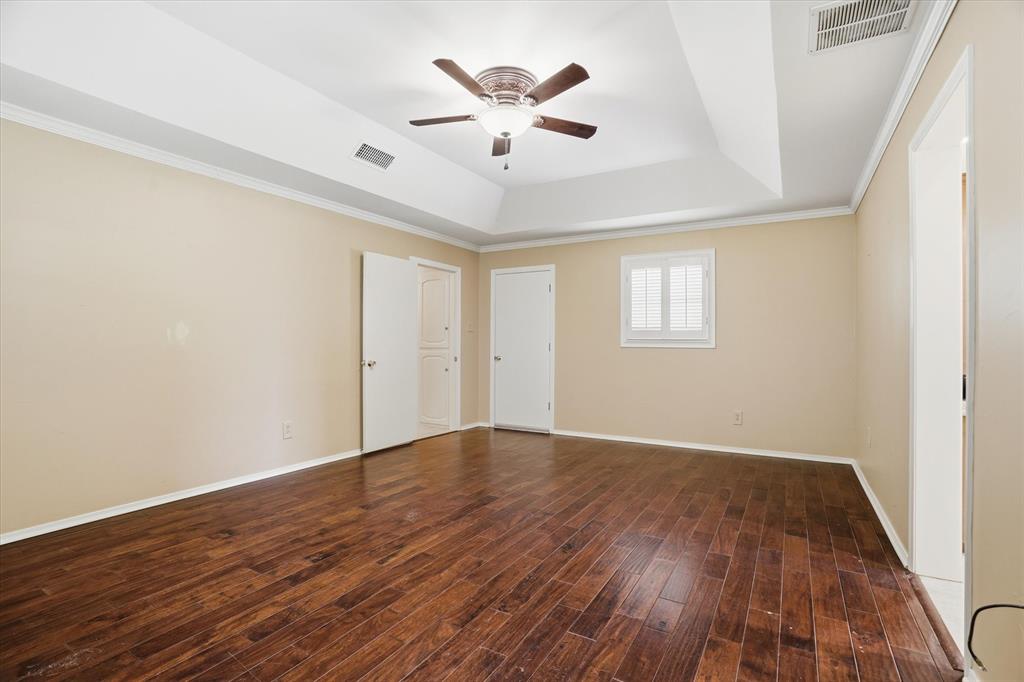 Ridglea Country Club Estate - Residential