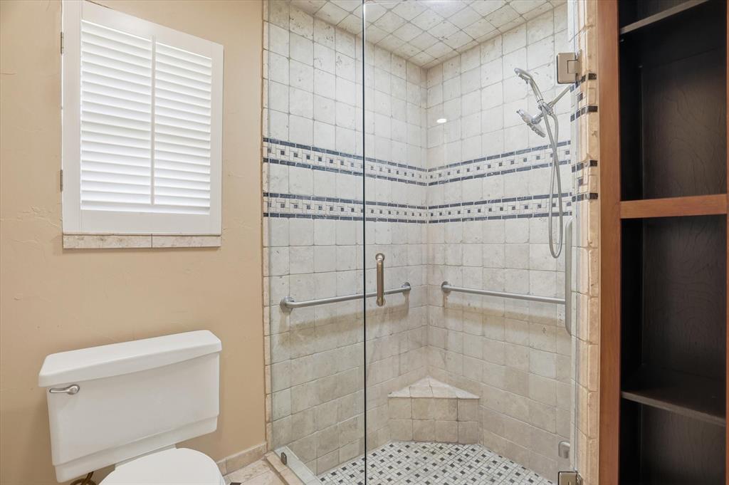 Ridglea Country Club Estate - Residential