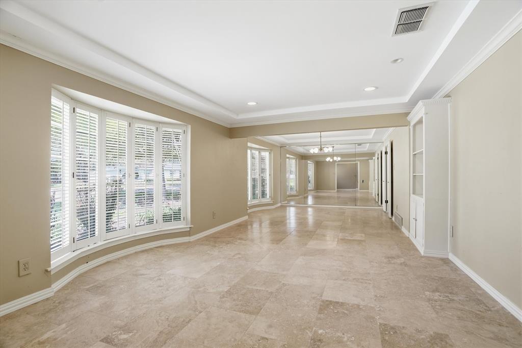 Ridglea Country Club Estate - Residential