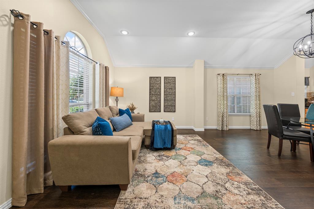 4353 Mountain Crest Drive