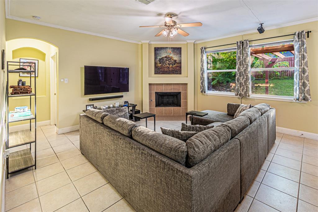 2412 Orchid Drive