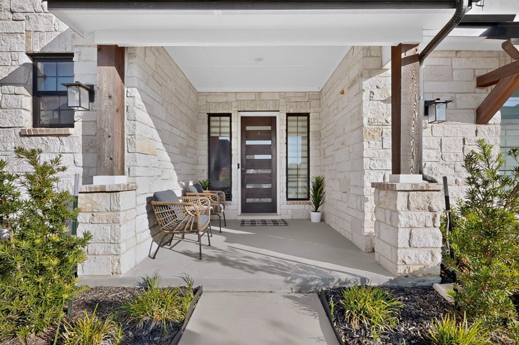 1212 Olive Drive