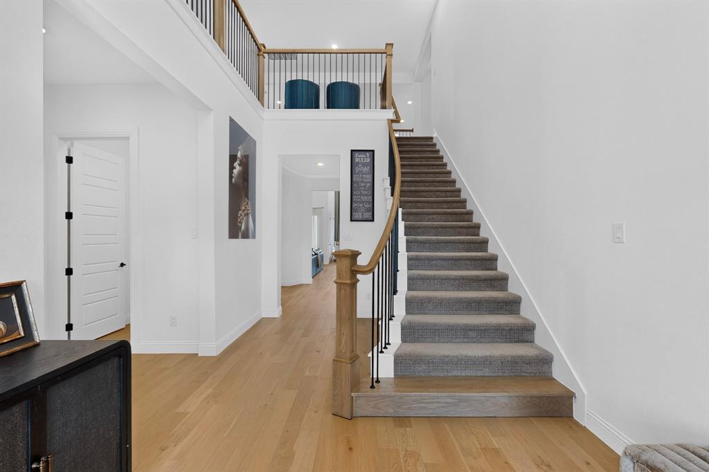1212 Olive Drive