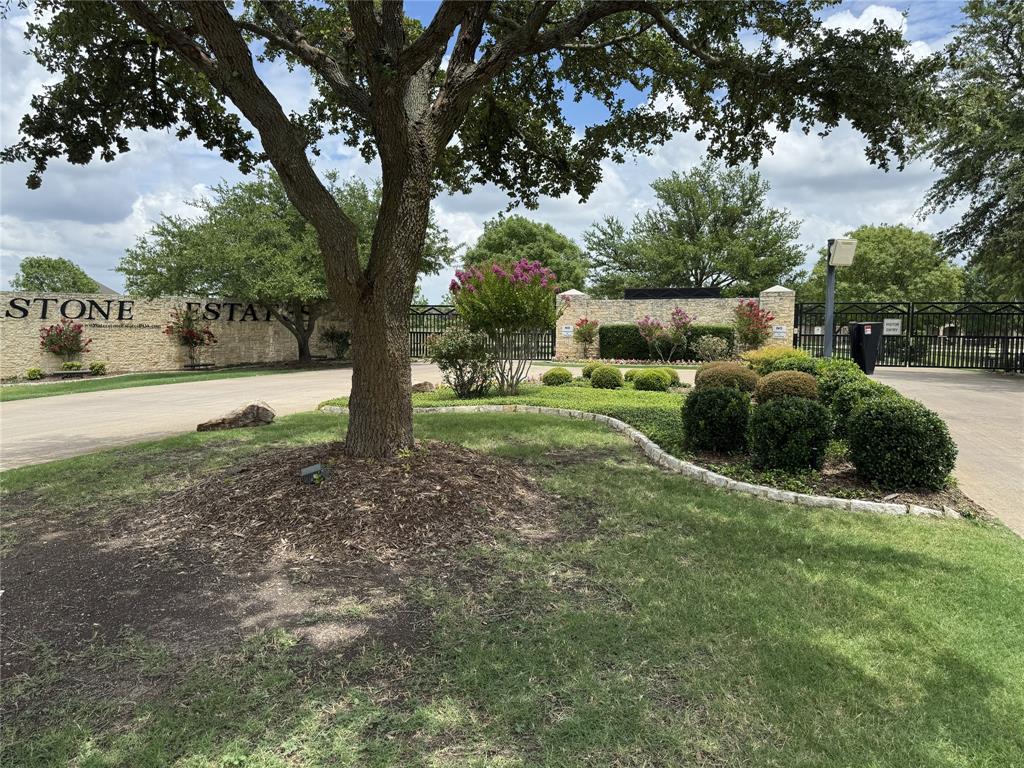 WATERSTONE ESTATES SECTION I - Land