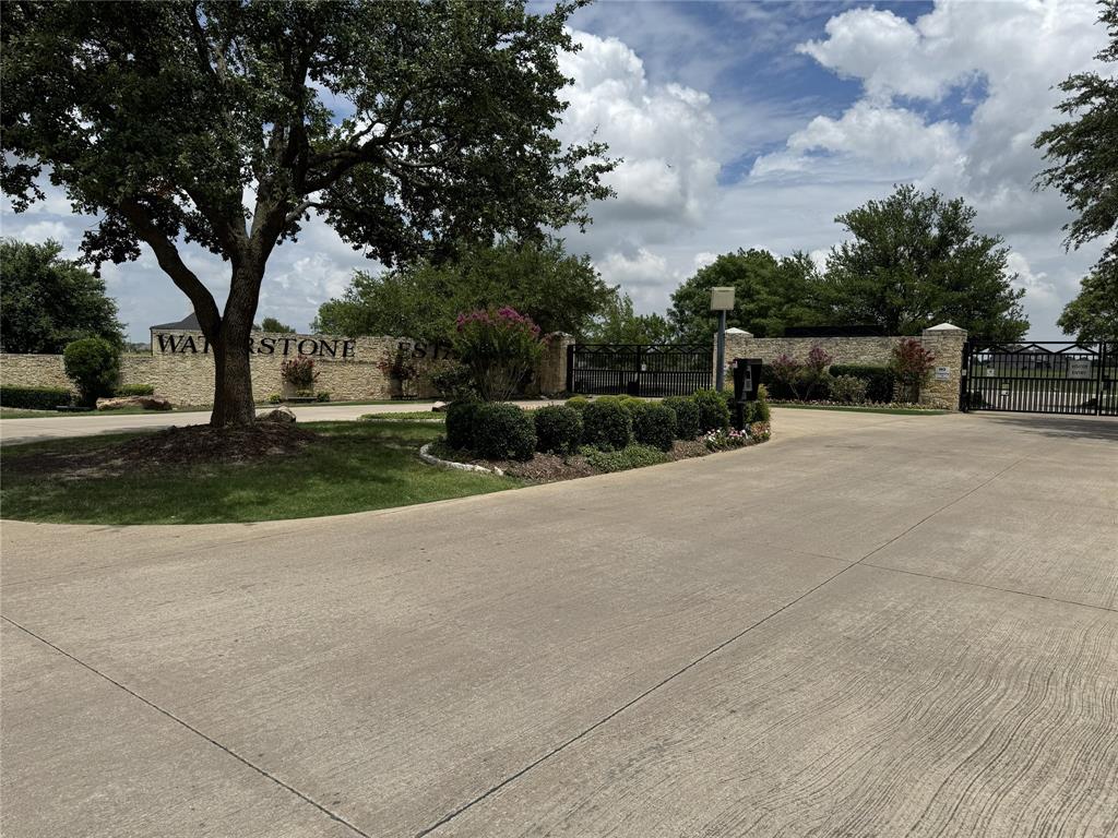 WATERSTONE ESTATES SECTION I - Land