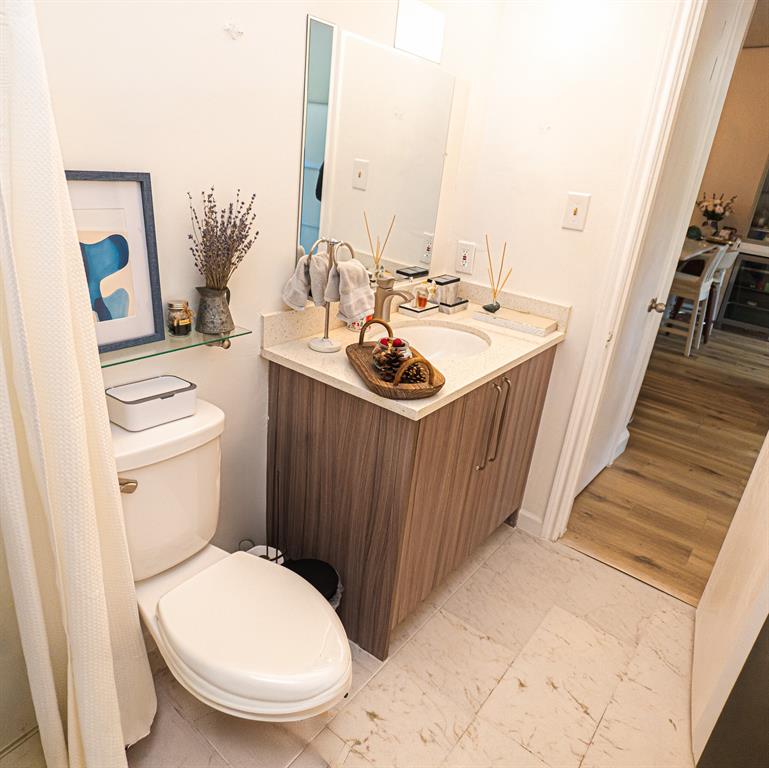 Keller Spgs Condos - Residential