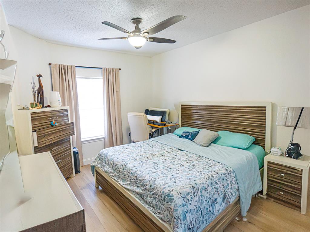 Keller Spgs Condos - Residential