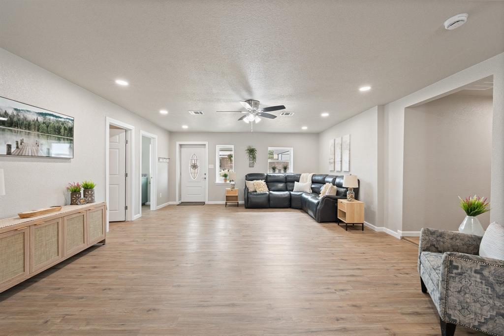 2808 Sky Harbour Drive