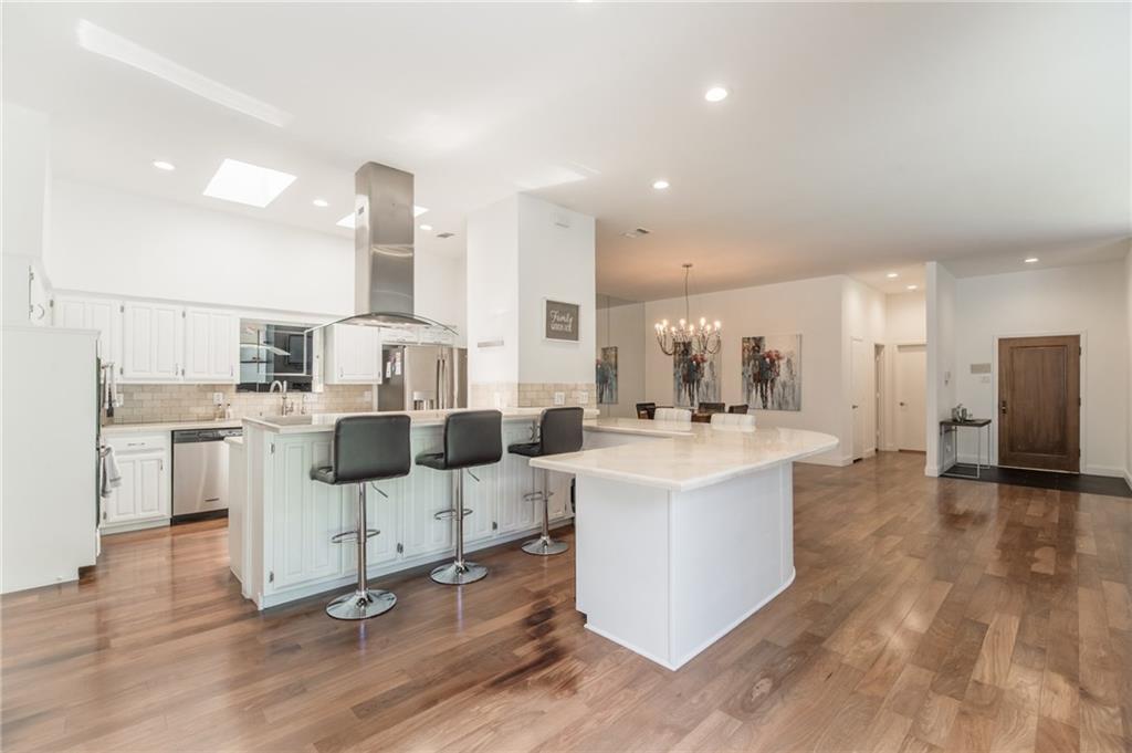 Trafalgar Square Ph 01 - Residential