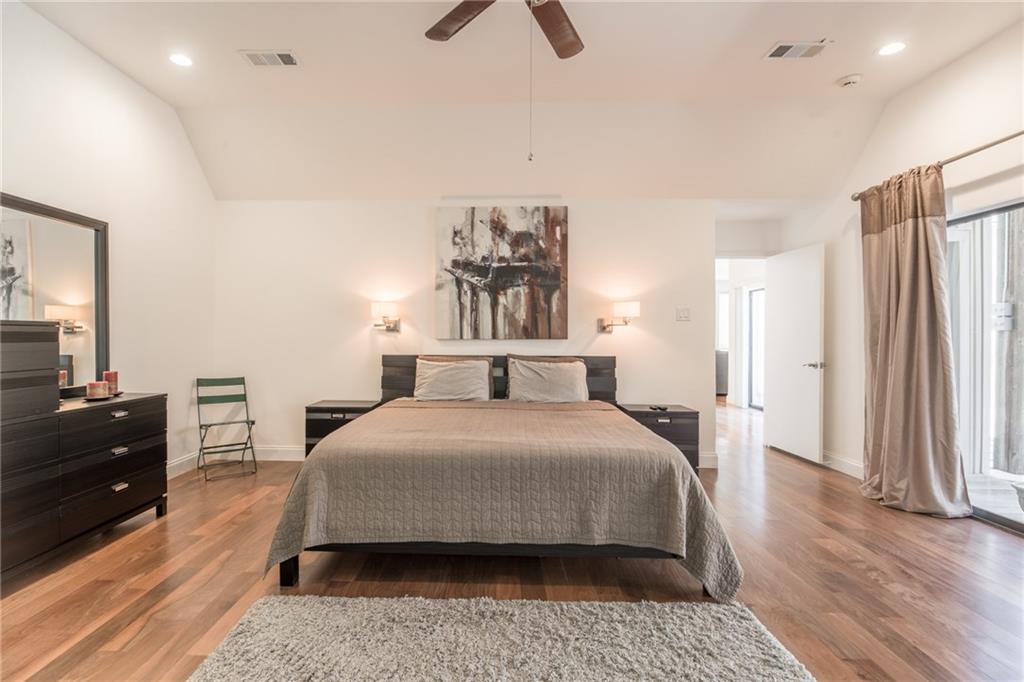 Trafalgar Square Ph 01 - Residential