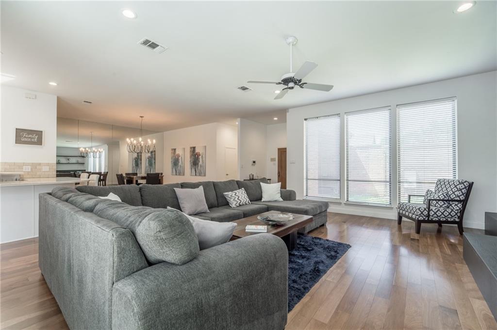 Trafalgar Square Ph 01 - Residential