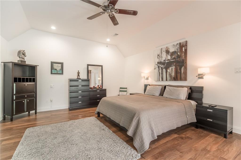 Trafalgar Square Ph 01 - Residential