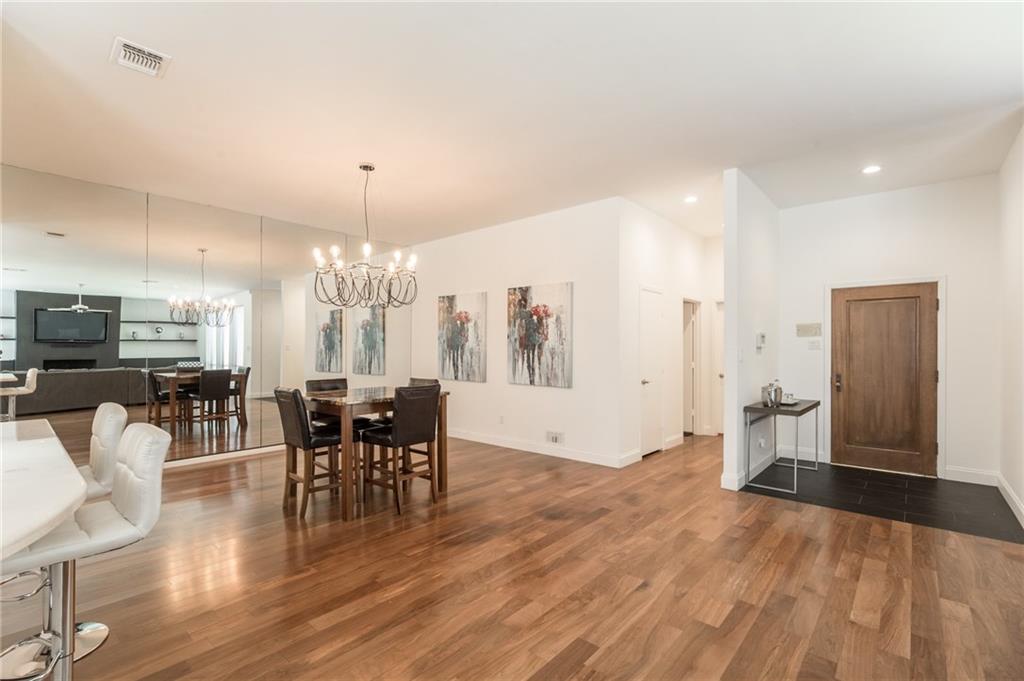 Trafalgar Square Ph 01 - Residential