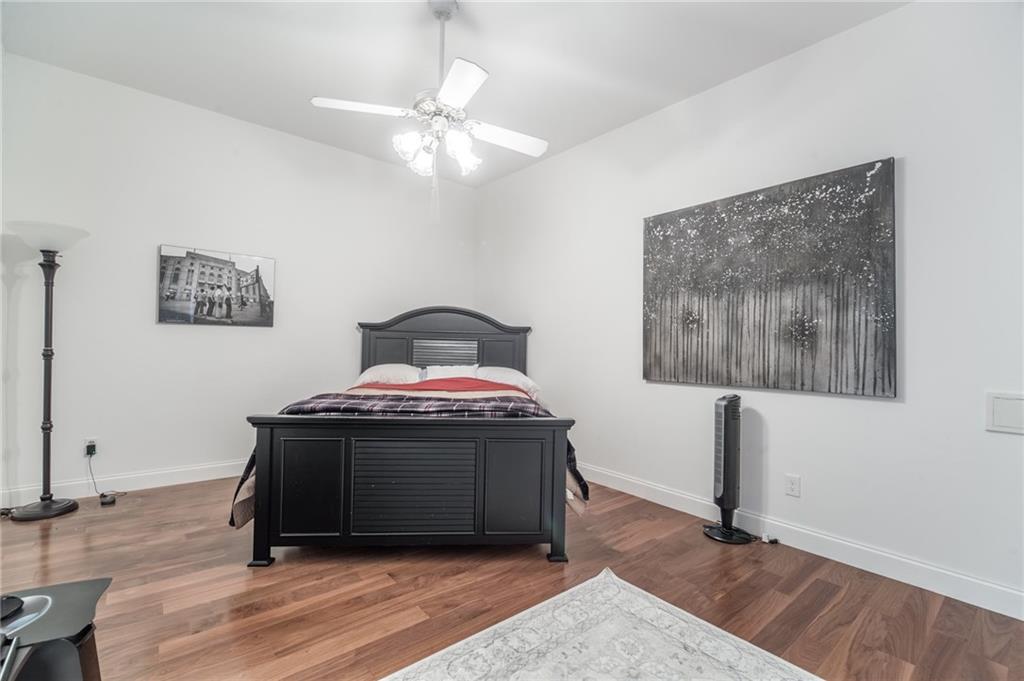 Trafalgar Square Ph 01 - Residential