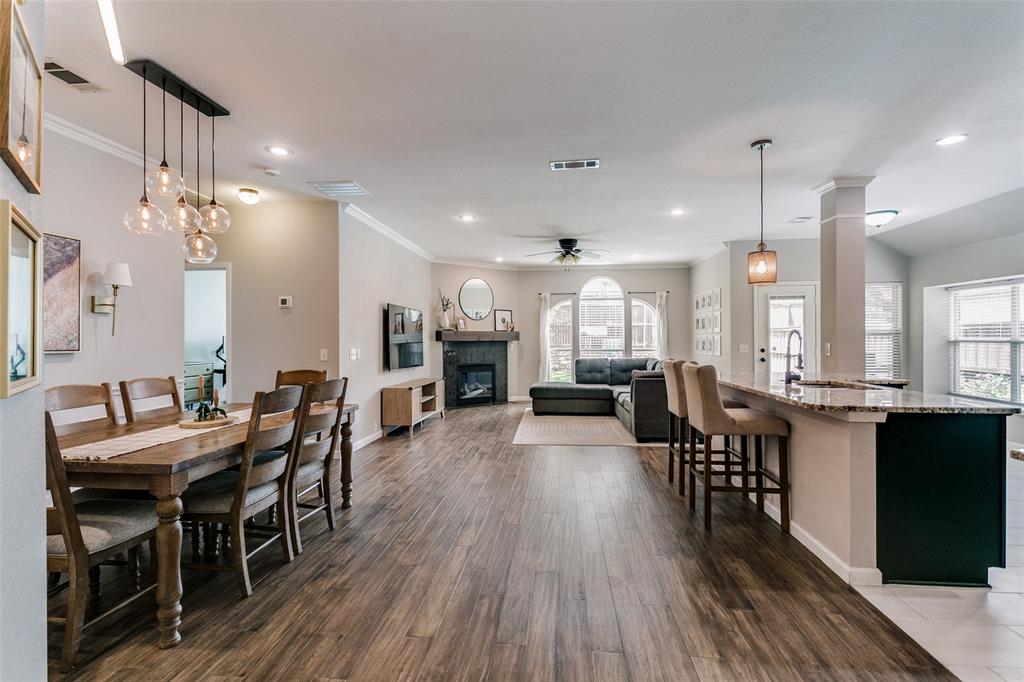 8204 Livingston Lane