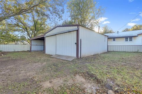 Tiny photo for 611 W College Street, Jacksboro, TX 76458 (MLS # 21101372)