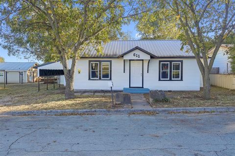 Tiny photo for 611 W College Street, Jacksboro, TX 76458 (MLS # 21101372)