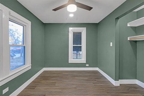 Tiny photo for 611 W College Street, Jacksboro, TX 76458 (MLS # 21101372)