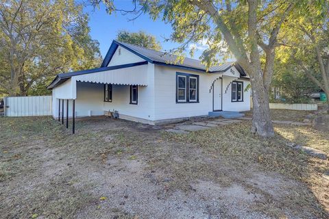 Tiny photo for 611 W College Street, Jacksboro, TX 76458 (MLS # 21101372)