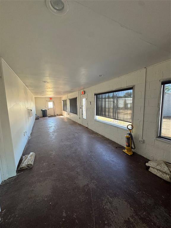 College Drive Rep - Commercial Sale