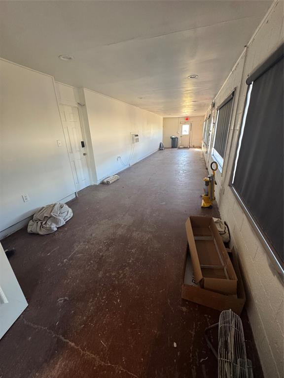 College Drive Rep - Commercial Sale