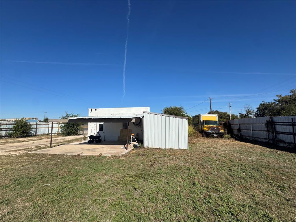 College Drive Rep - Commercial Sale