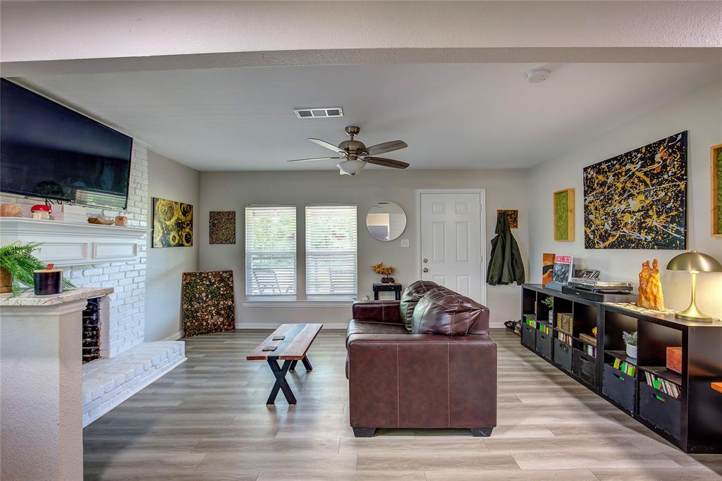 1101 Redoak Drive