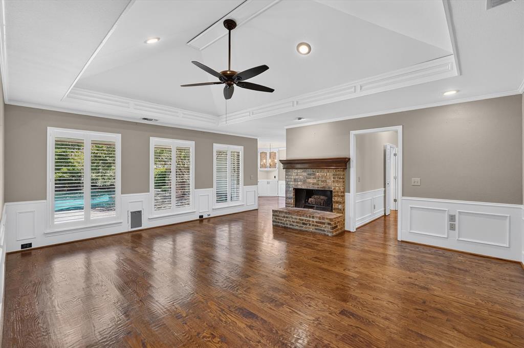 2132 Donna Drive