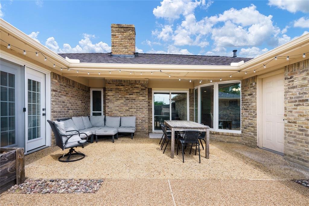 2924 Fountain Head Drive