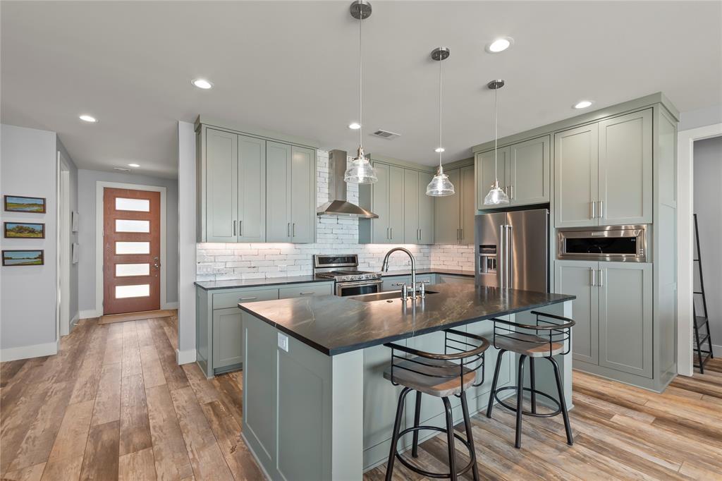 Eastwood Islands - Residential