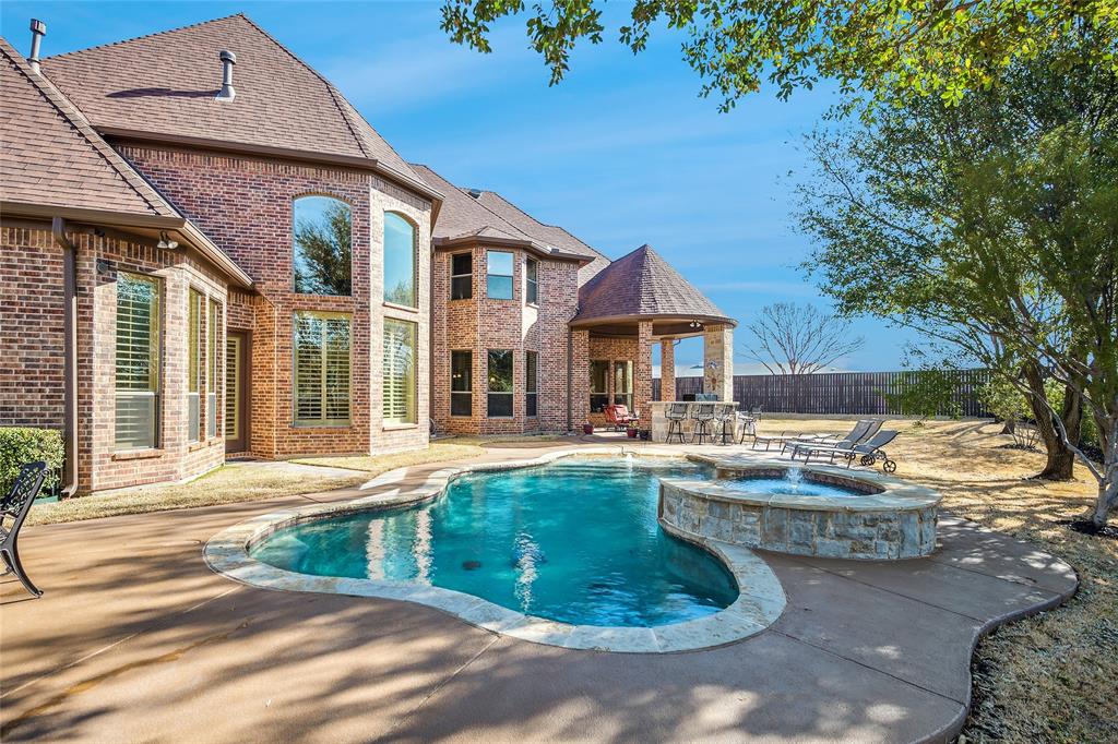 2412 Juniper Court