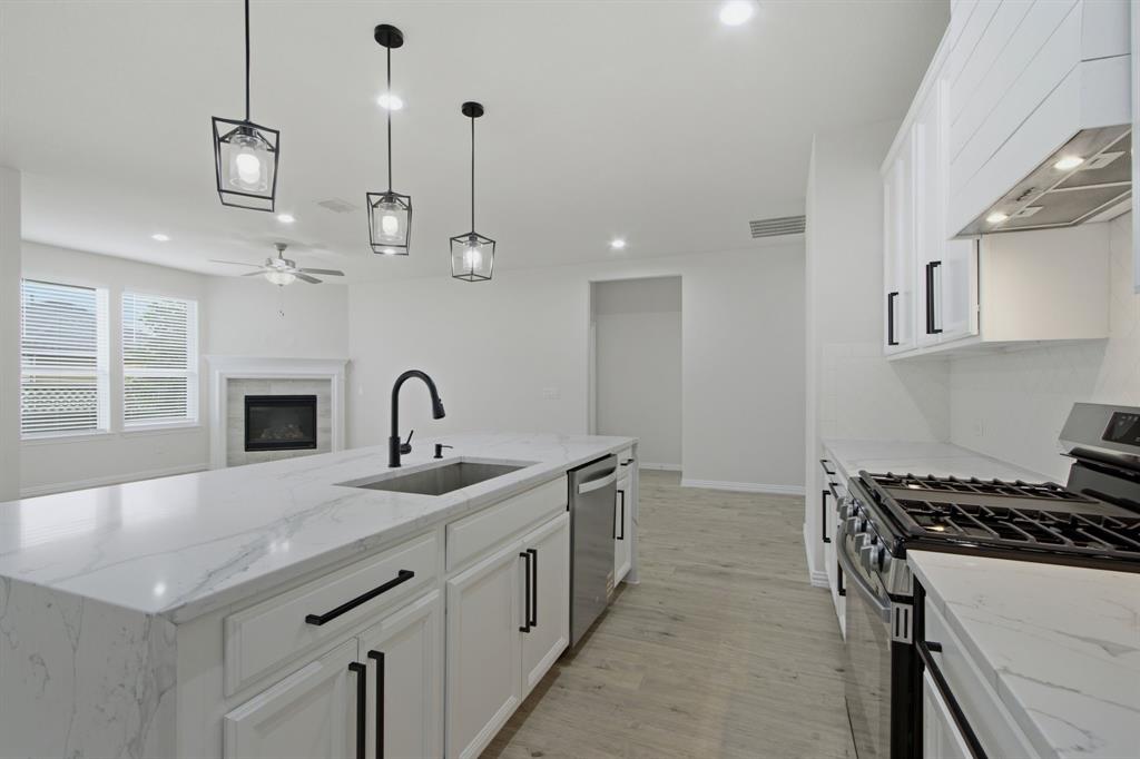 2520 Candle Lane