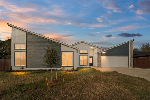 11915 Carson Dr Balch Springs TX 75180