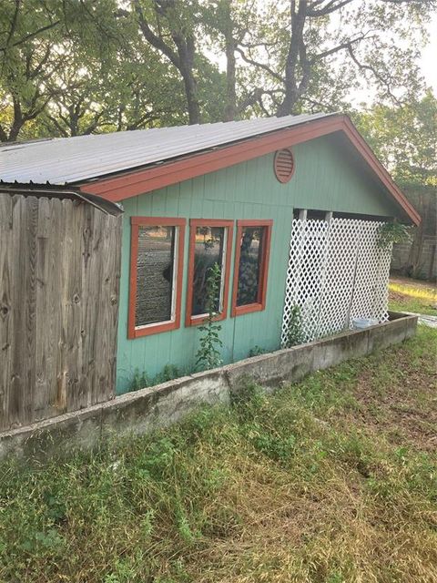 A home in Granbury