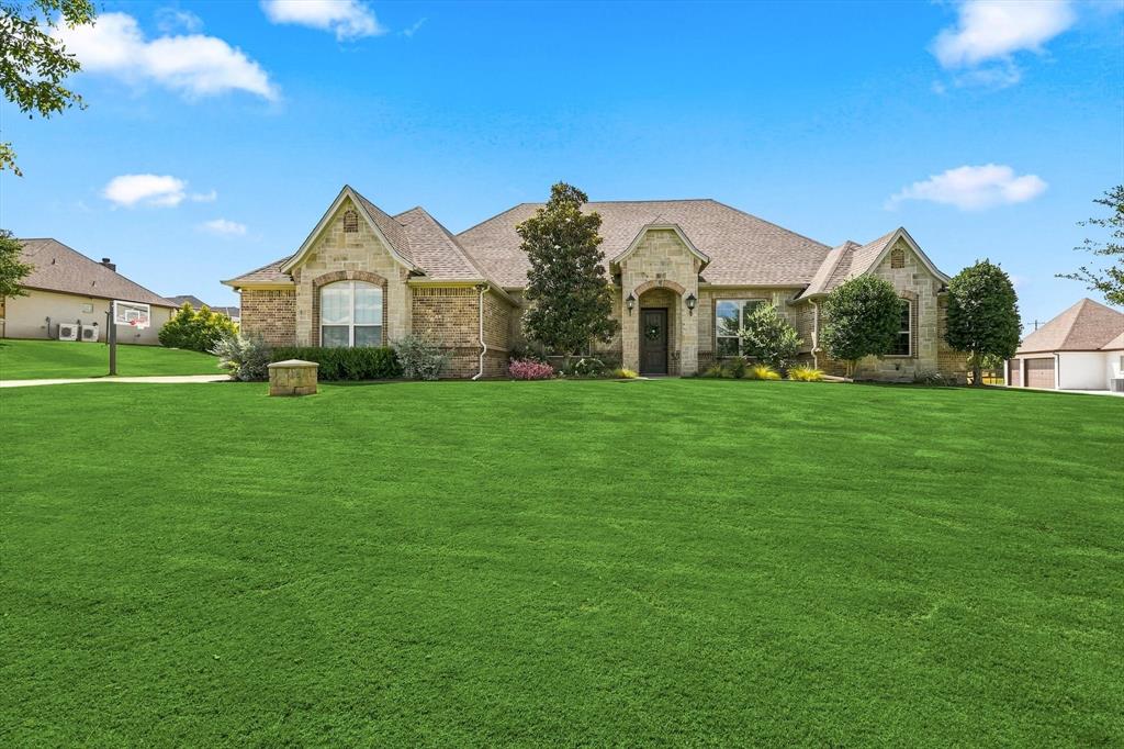 196 Bearclaw Circle