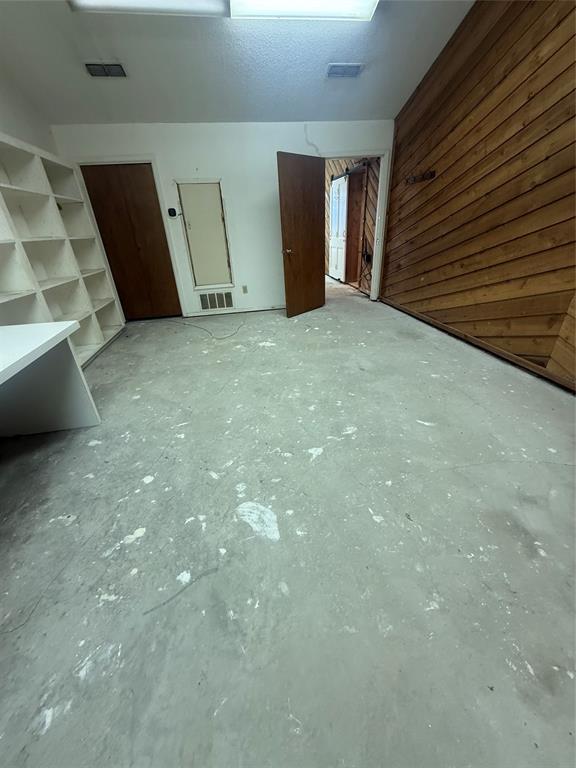 J P Simpson Surv Abst # 1018 - Commercial Sale