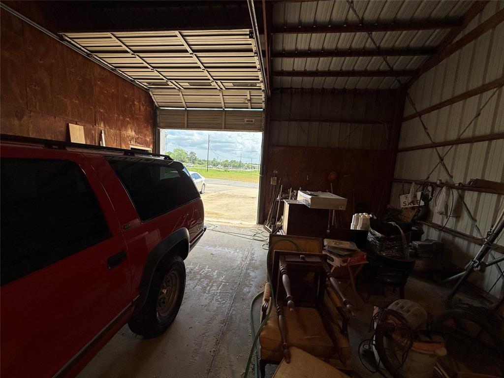 825 N State Highway 121