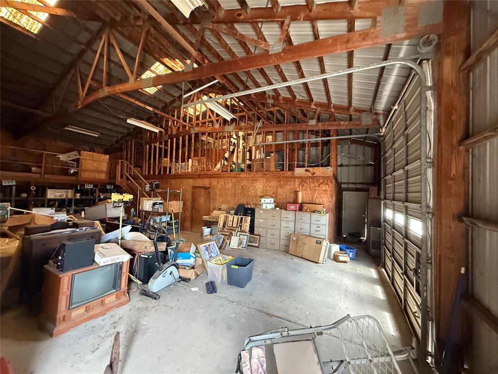 J P Simpson Surv Abst # 1018 - Commercial Sale