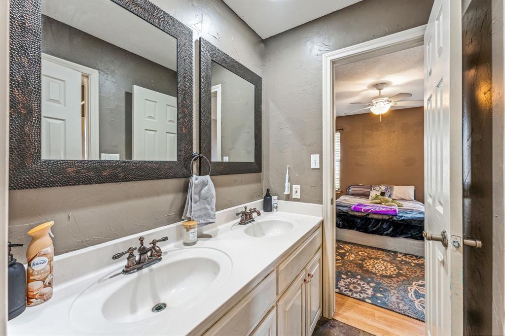 Decordova Bend Estate - Residential