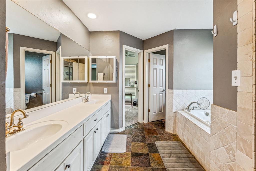 Decordova Bend Estate - Residential