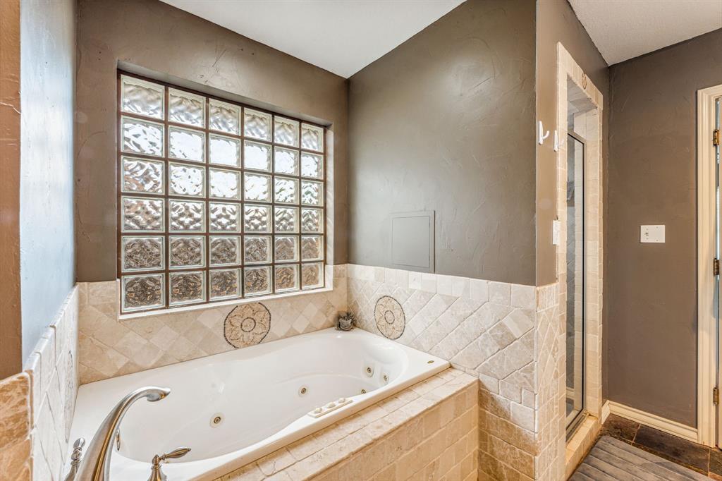 Decordova Bend Estate - Residential