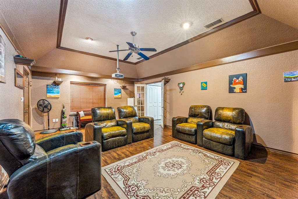 Decordova Bend Estate - Residential