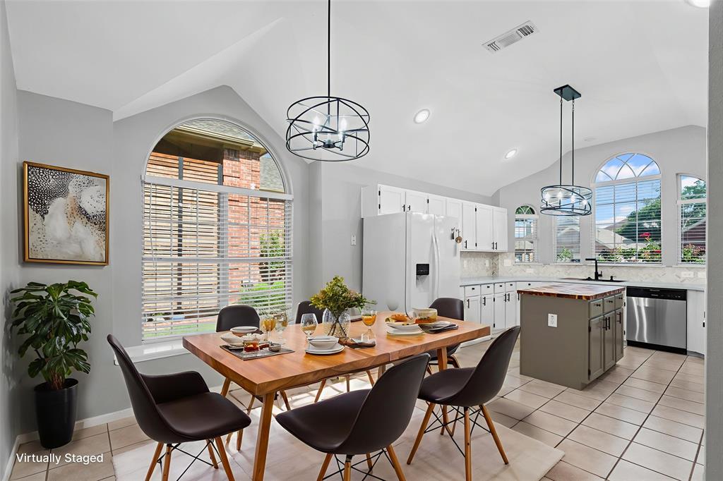 4751 Salmon Run Way